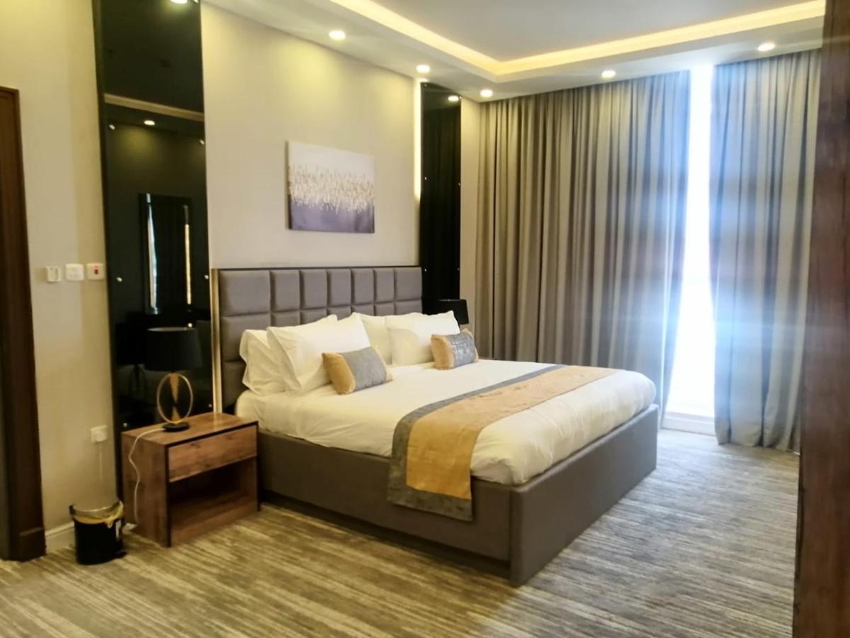 Clowzer Hotel Appartments Rijad Zewnętrze zdjęcie
