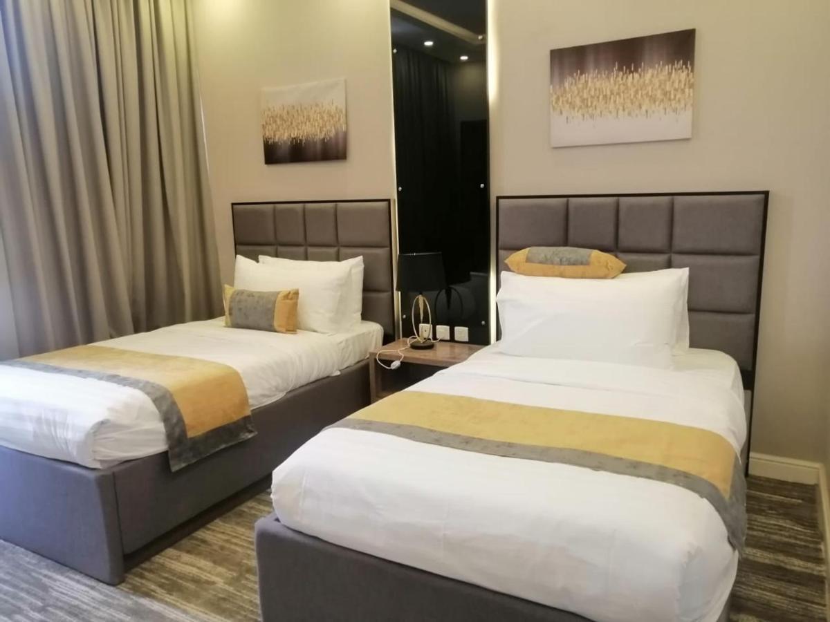 Clowzer Hotel Appartments Rijad Zewnętrze zdjęcie